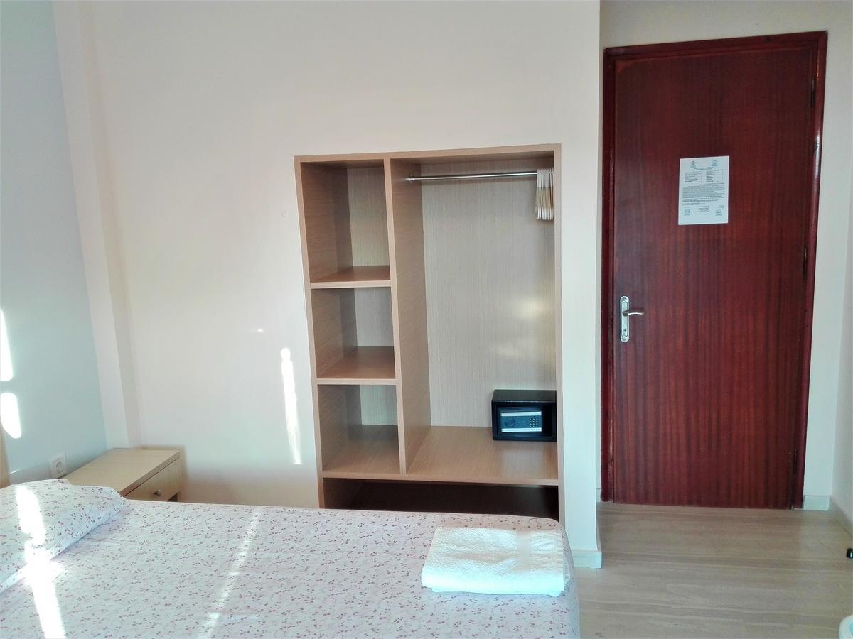 Dinos Place Appartement Mesongí